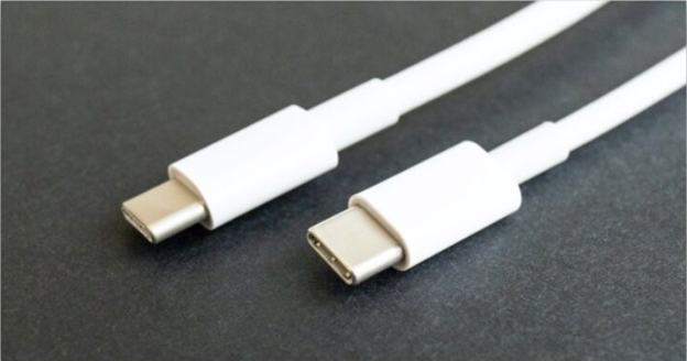 iPhone 15 系列USB-C 也将确定？据传USB-C 版EarPods 正在量产